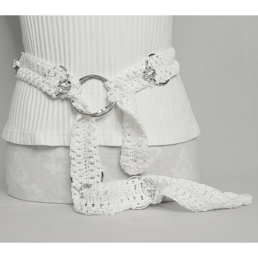 💎Womens Handmade White Crochet Belt One Size With Silver Tone Metal Rings